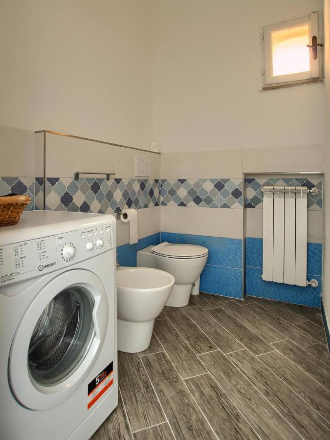 임페리아 Casa A 2 Passi Dal Mare Con Patio Privato 빌라 외부 사진